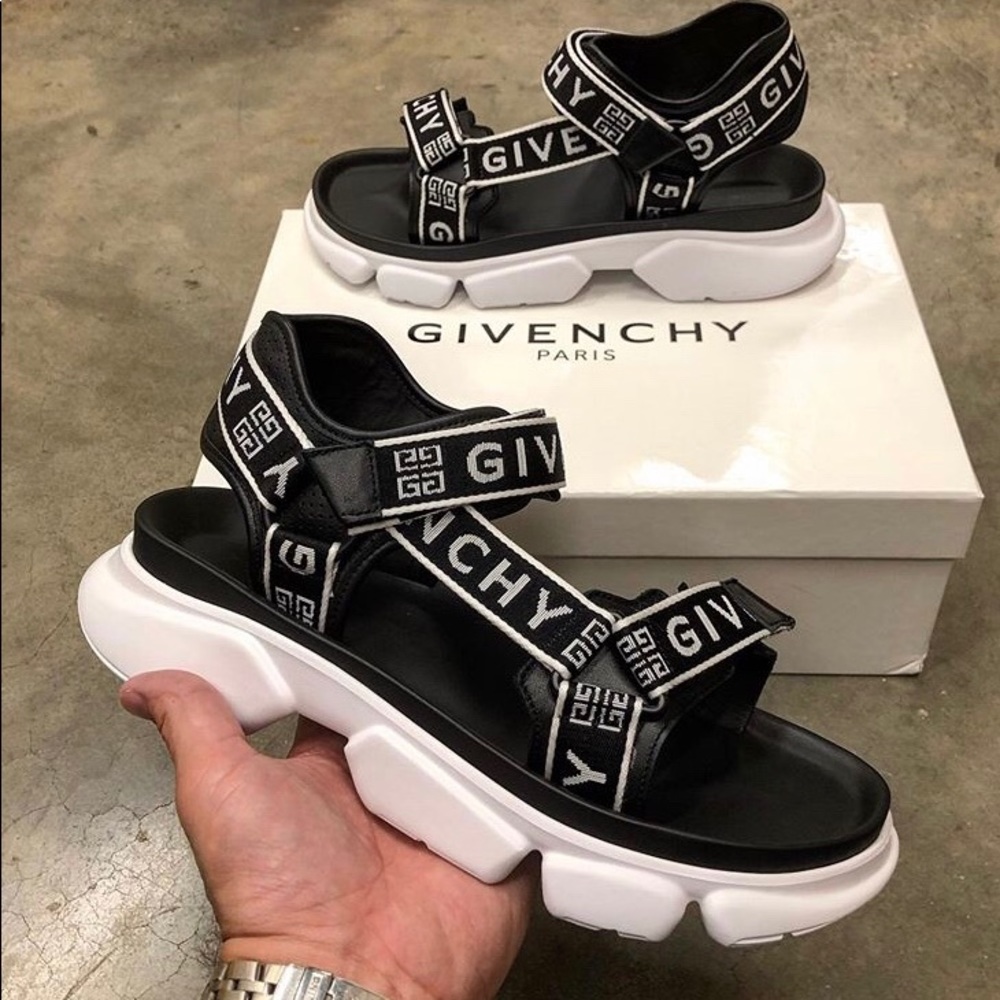 Givenchy flip flops